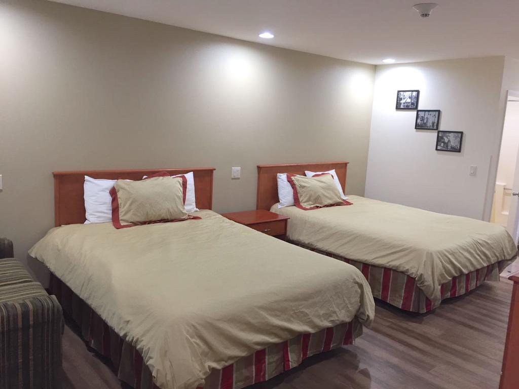 Simply Home Inn & Suites - Риверсайд Экстерьер фото