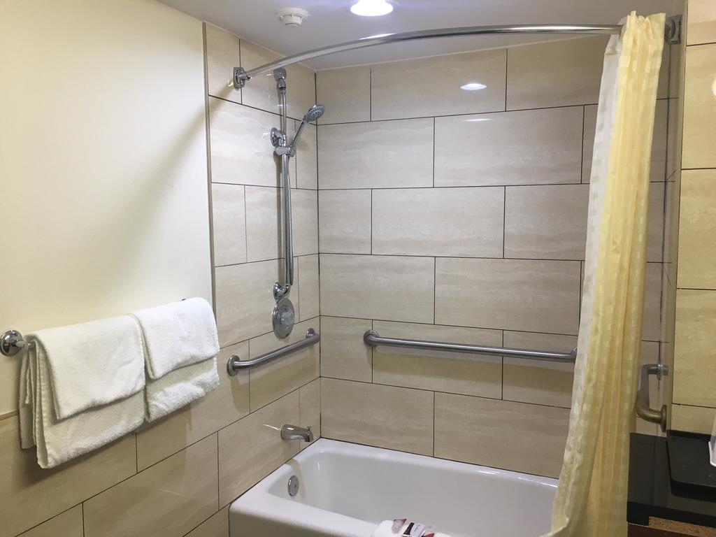 Simply Home Inn & Suites - Риверсайд Экстерьер фото