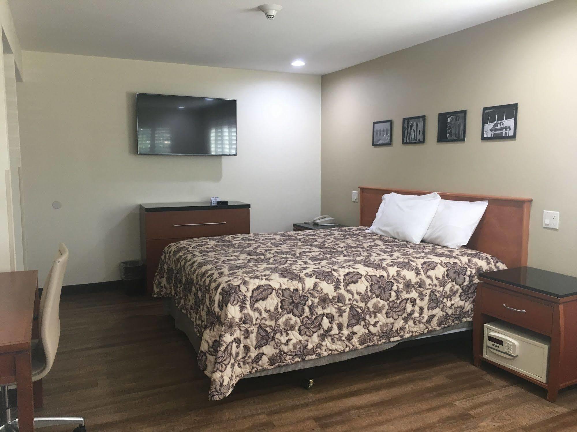 Simply Home Inn & Suites - Риверсайд Экстерьер фото